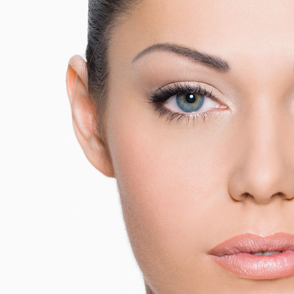 Limpieza facial avanzada con láser azul Blauman